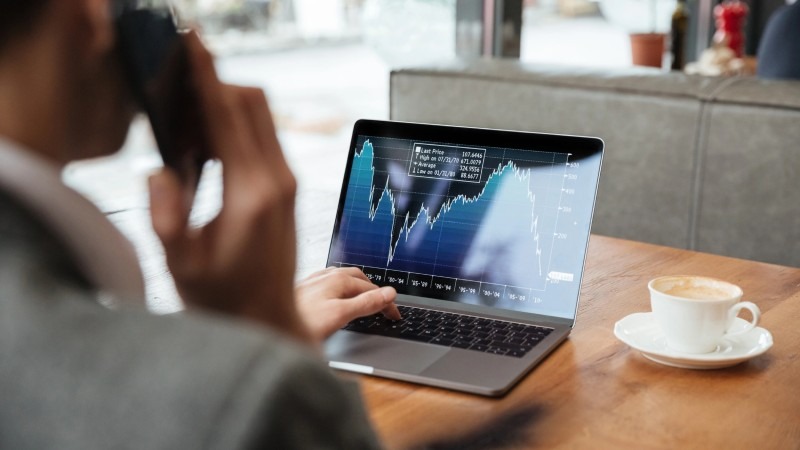 投資新手必看!如何選擇低成本美股經紀商,避開高額平台費陷阱 4 投資新手必看!如何選擇低成本美股經紀商,避開高額平台費陷阱